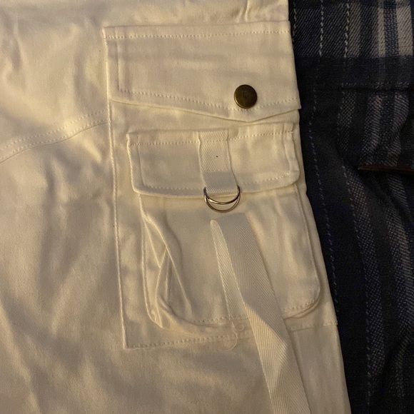 Cargo Shorts - Picture 2 of 14